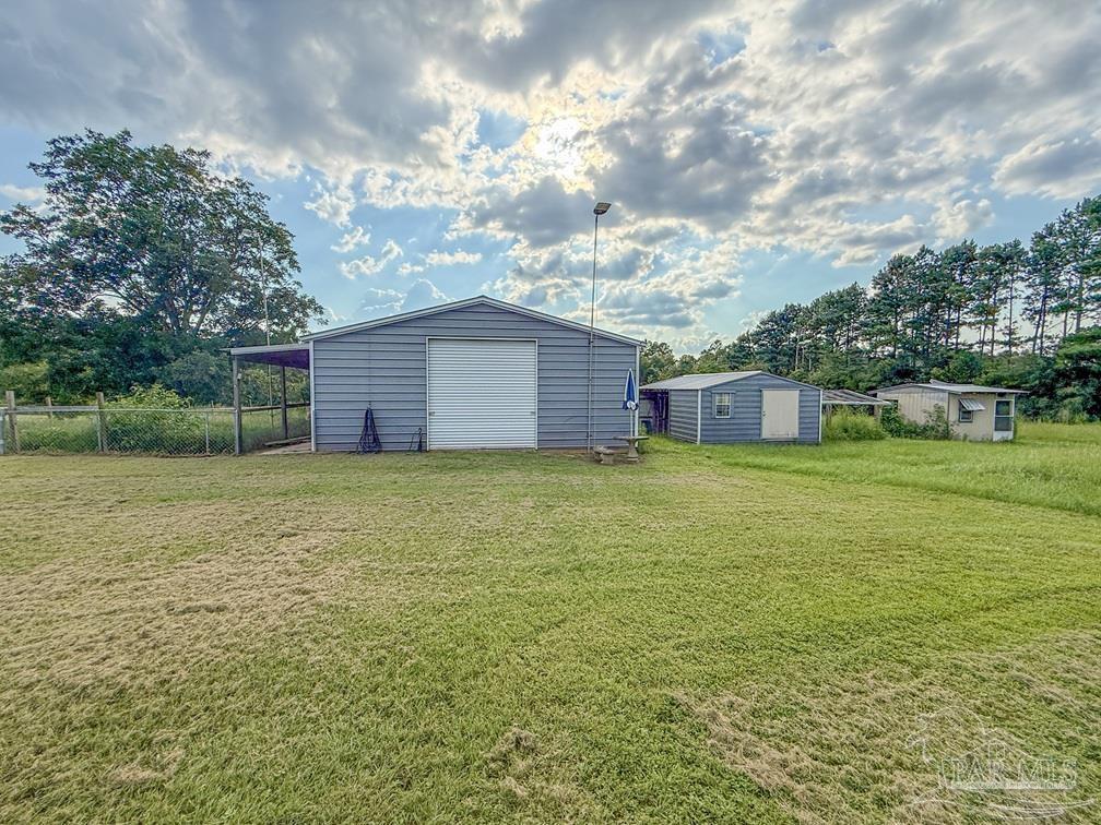 main property photo 43