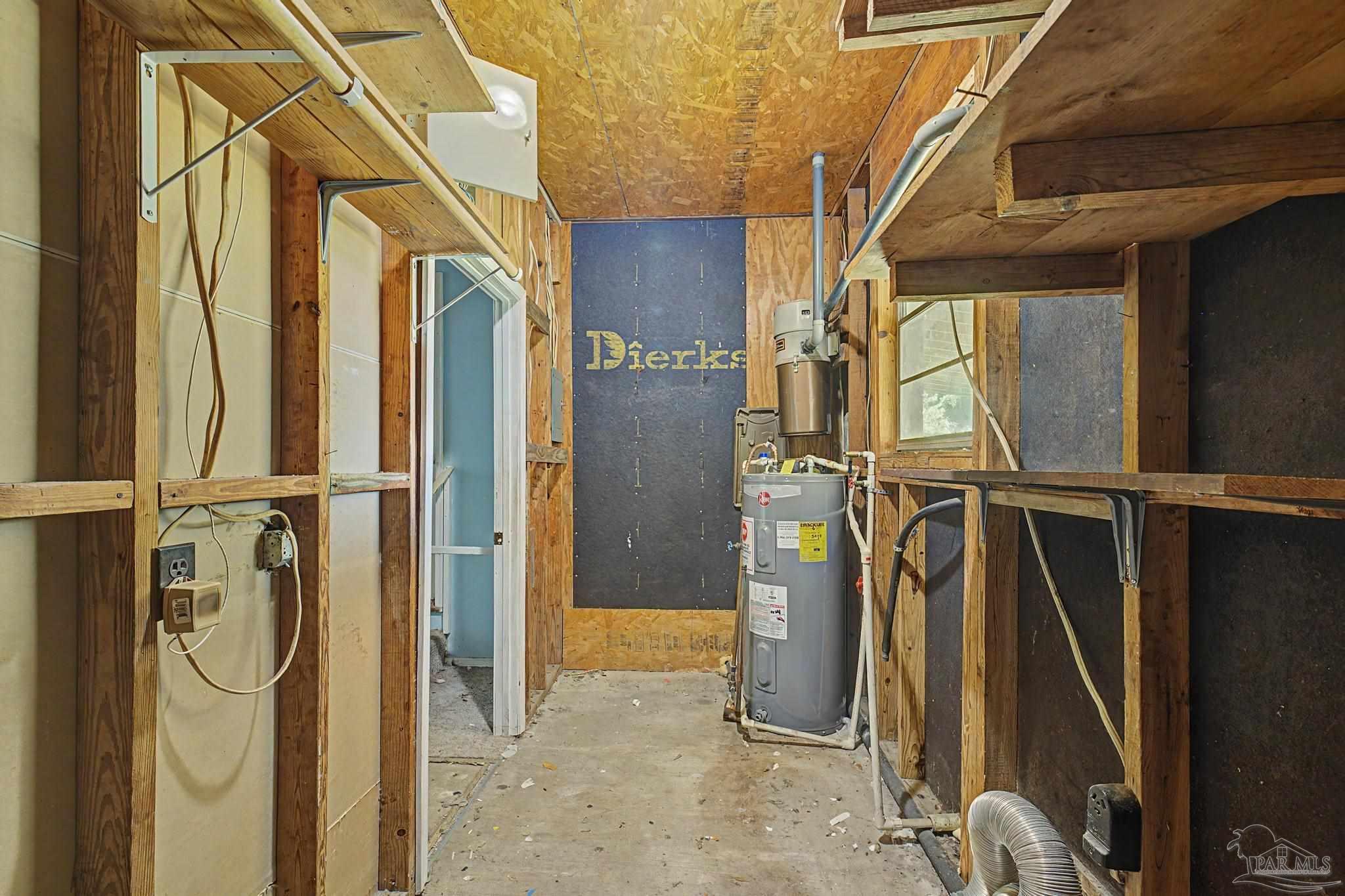 main property photo 34