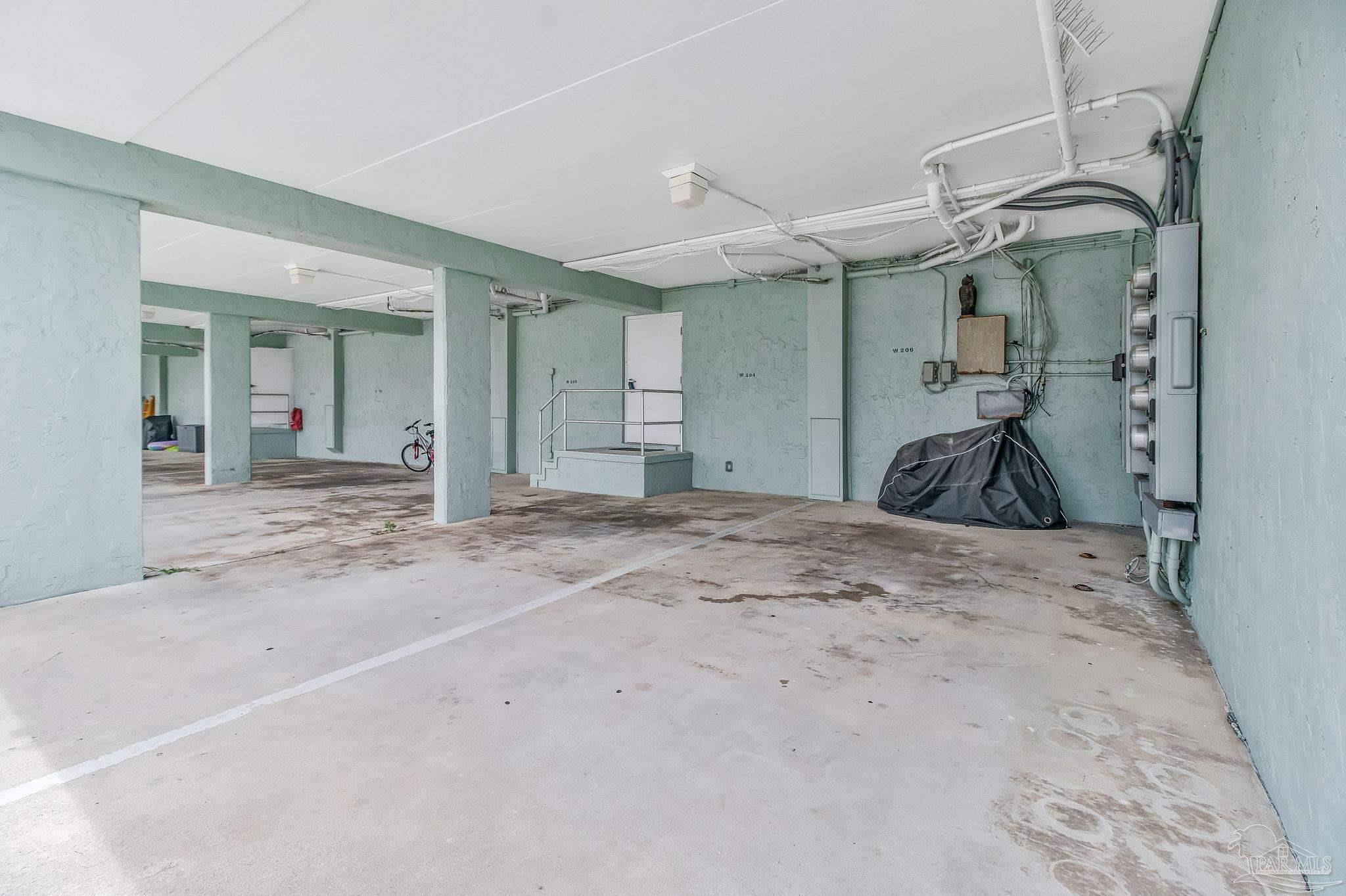 main property photo 47