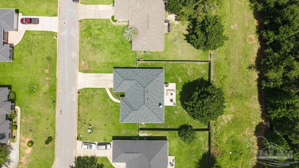 main property photo 39
