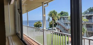 image of property with 2 Bed | 1 Bath | 963 Sqft
