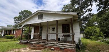 image of property with 2 Bed | 1 Bath | 1,008 Sqft