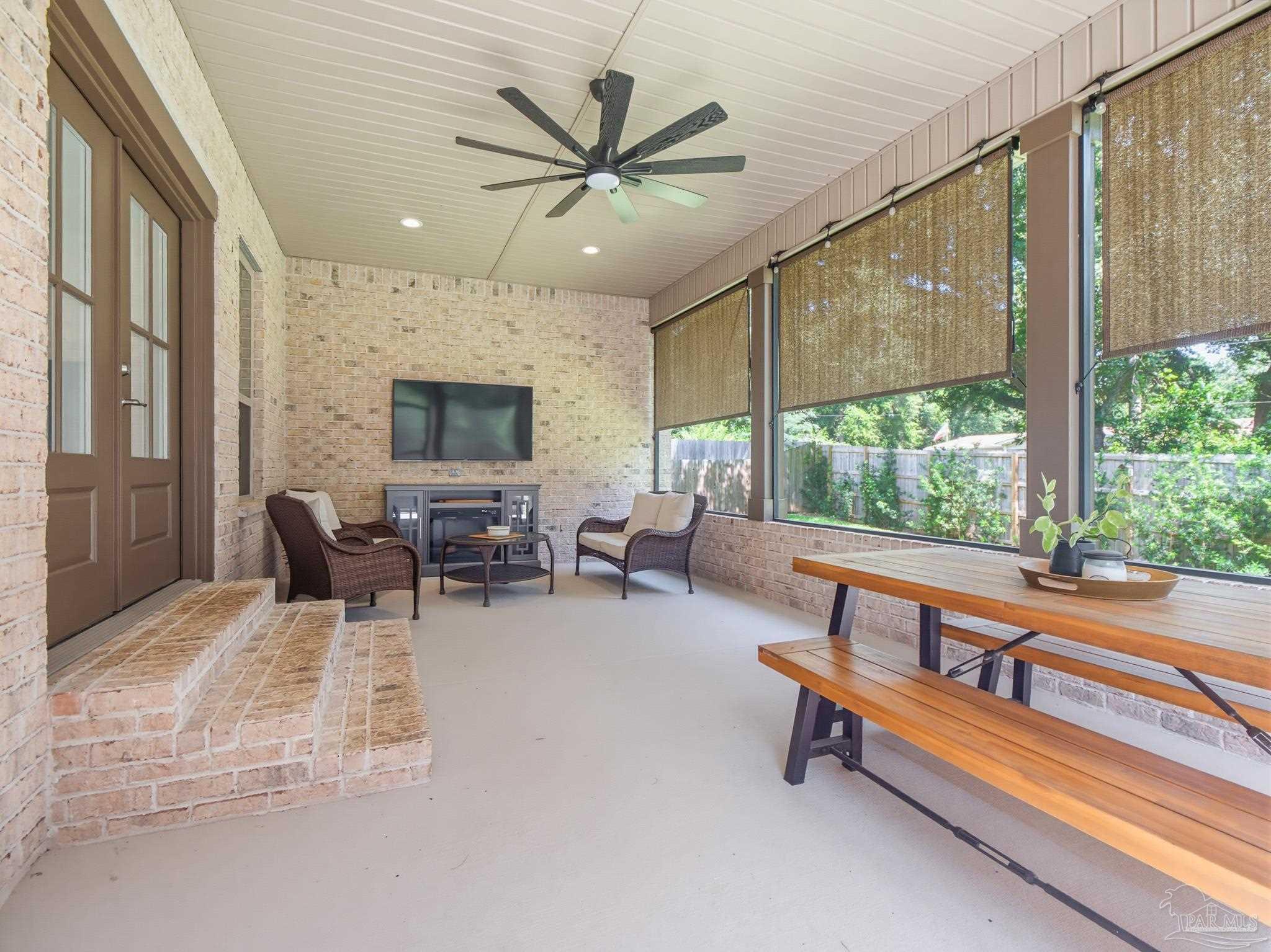 main property photo 65