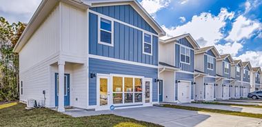 image of property with 4 Bed | 2 Bath | 1,710 Sqft