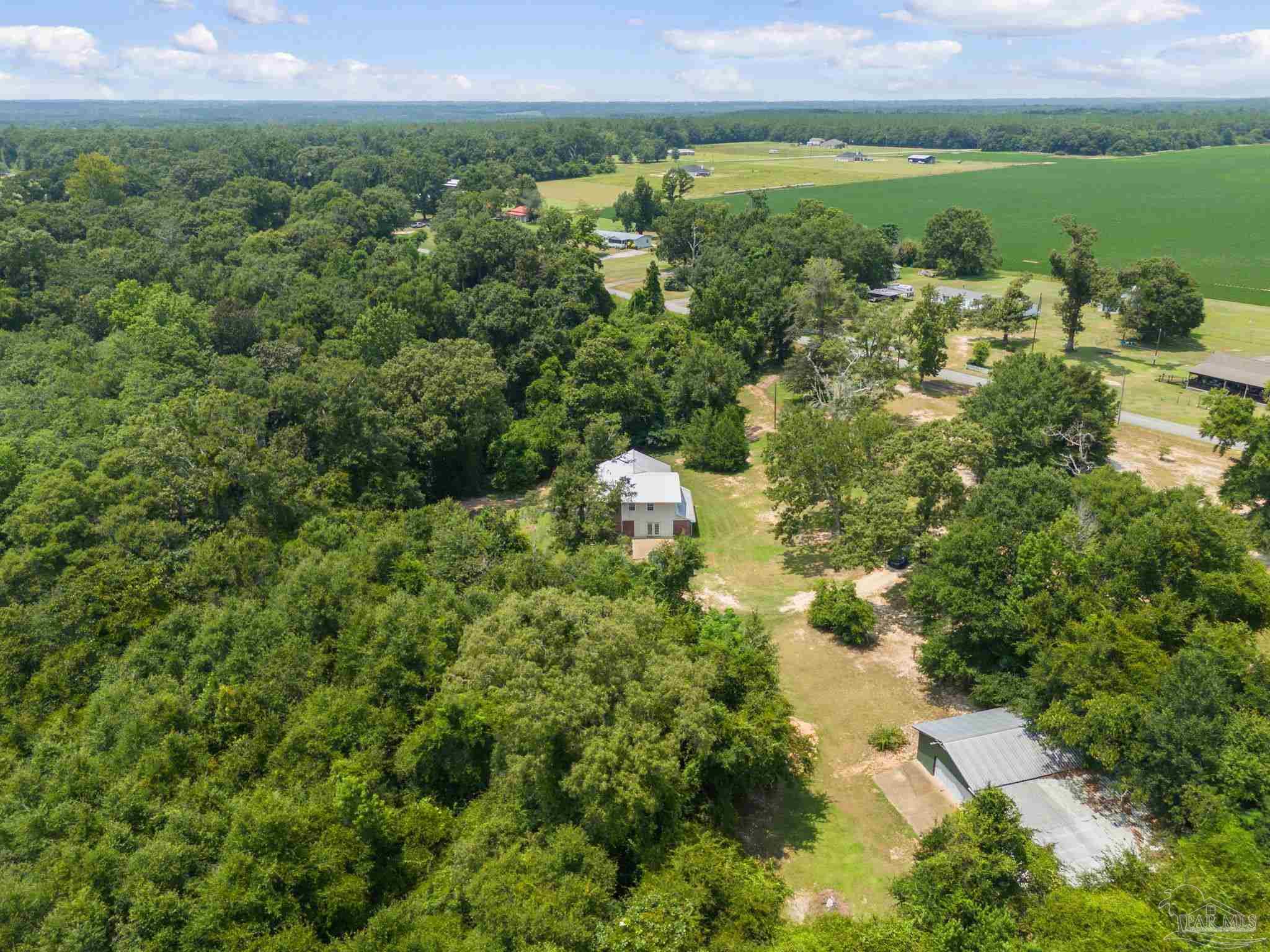 main property photo 34