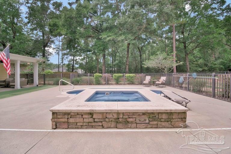 main property photo 51
