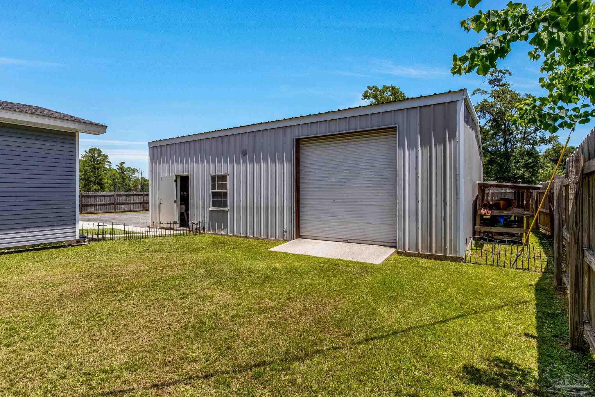 main property photo 50