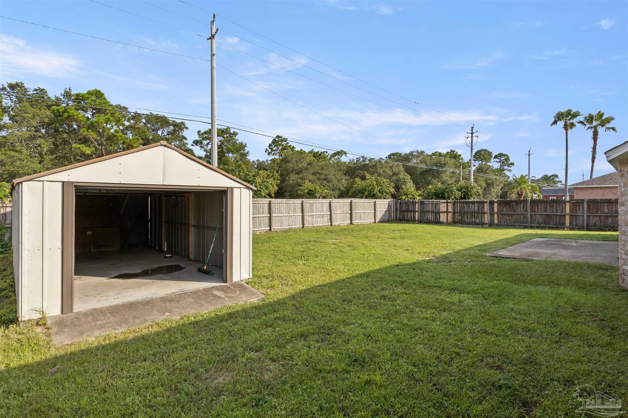 main property photo 24