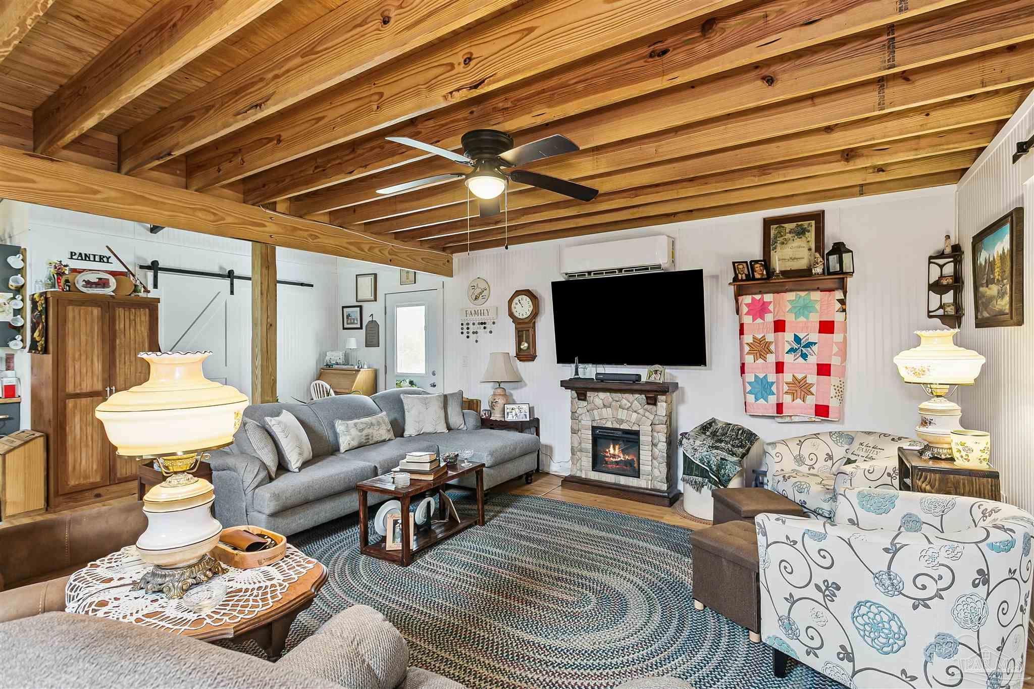 main property photo 48