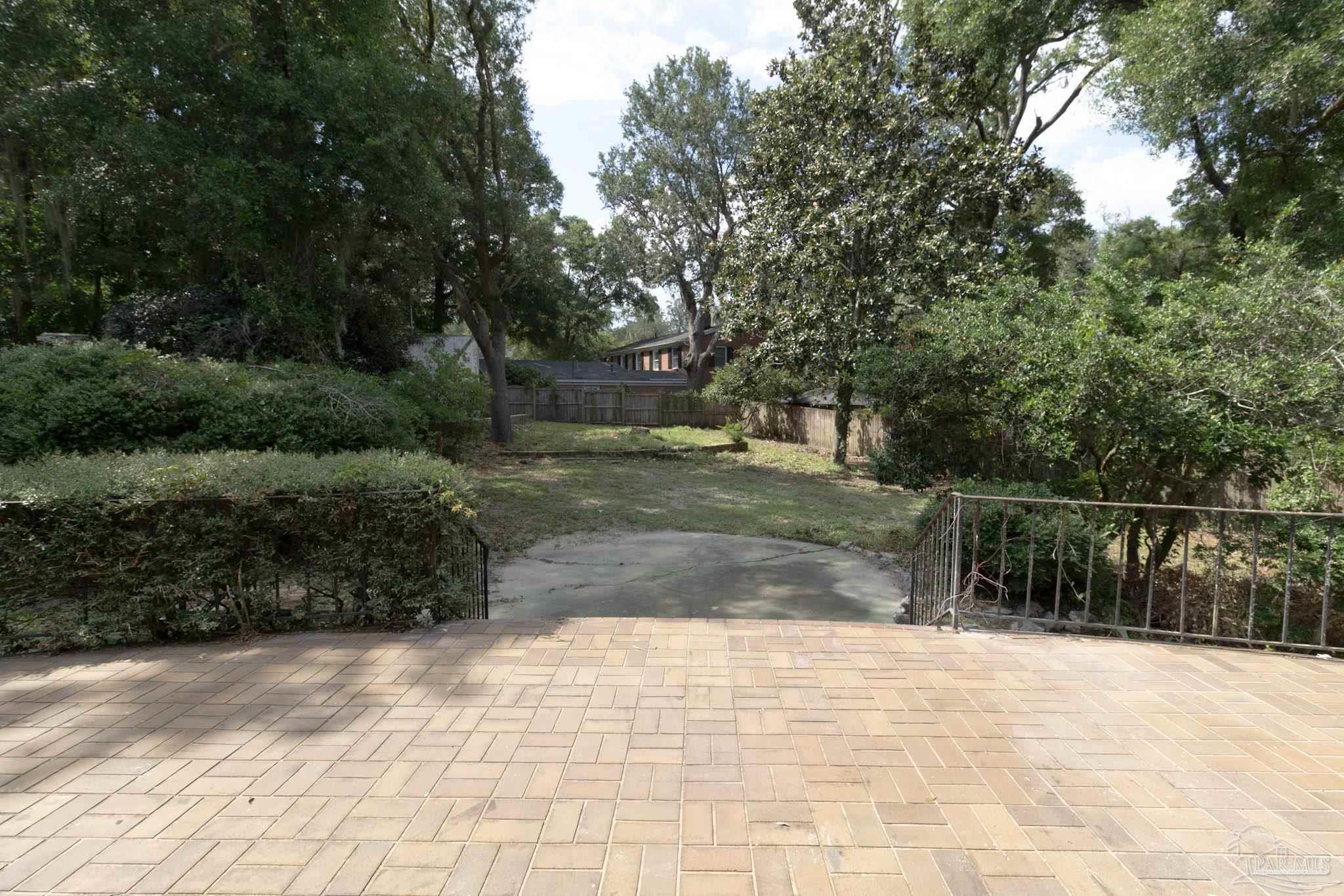 main property photo 49