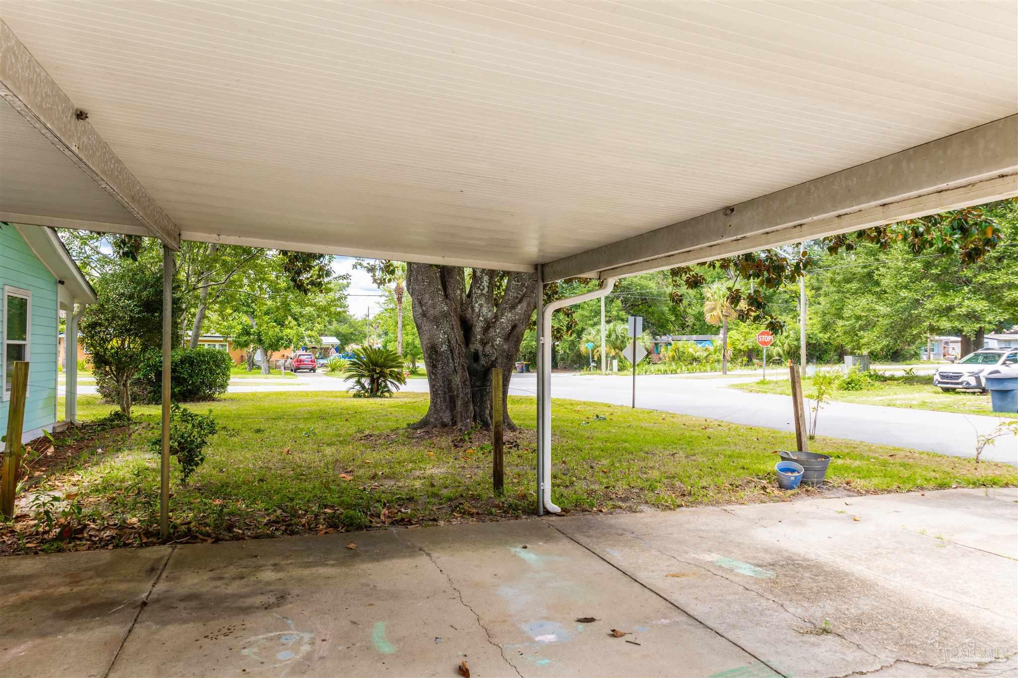 main property photo 41