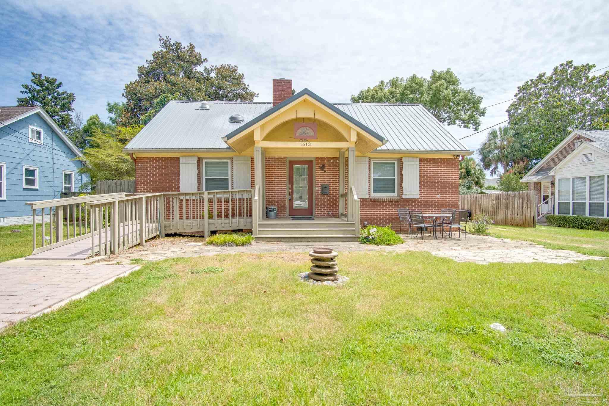 main property photo 0