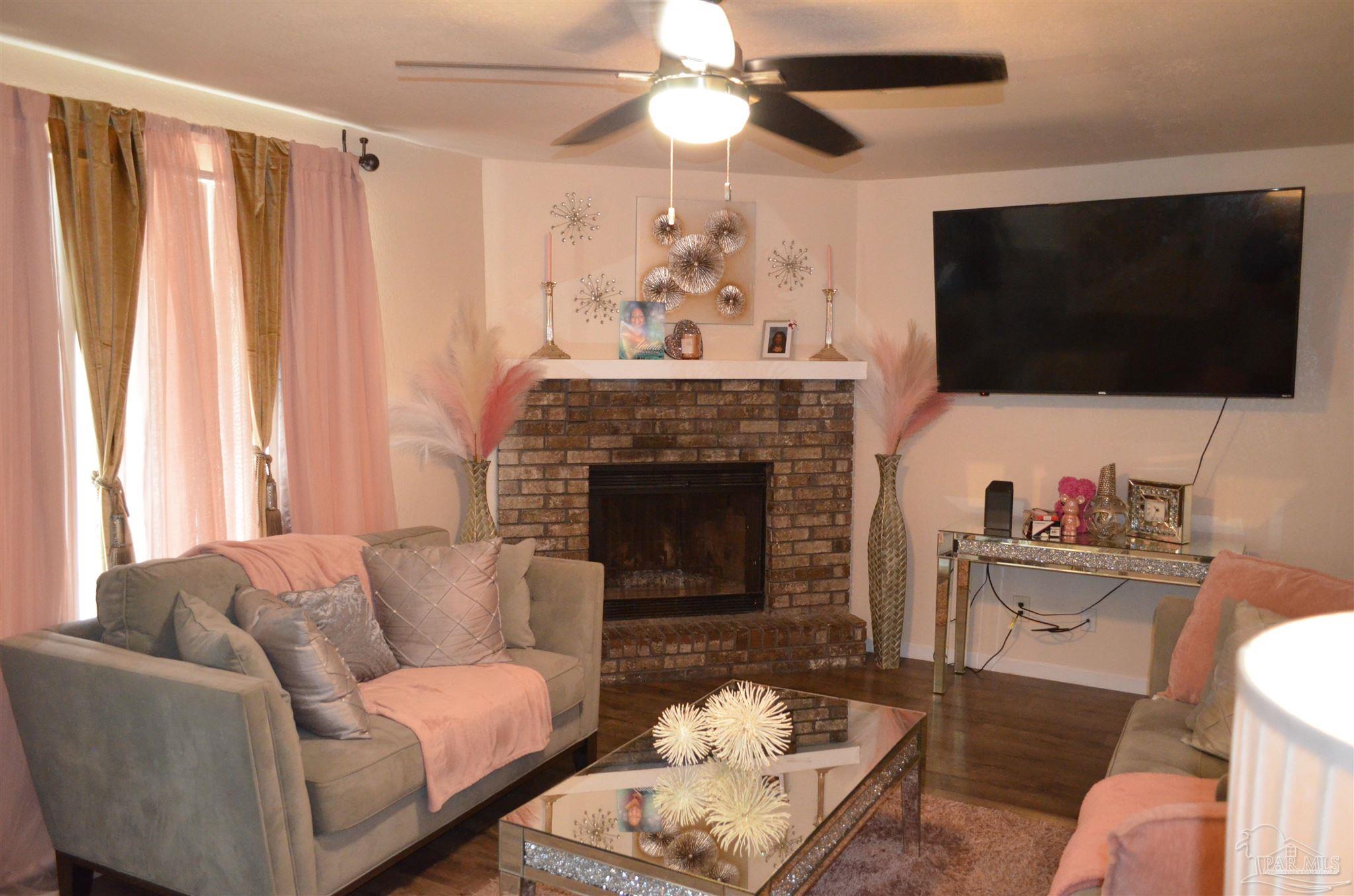 main property photo 0