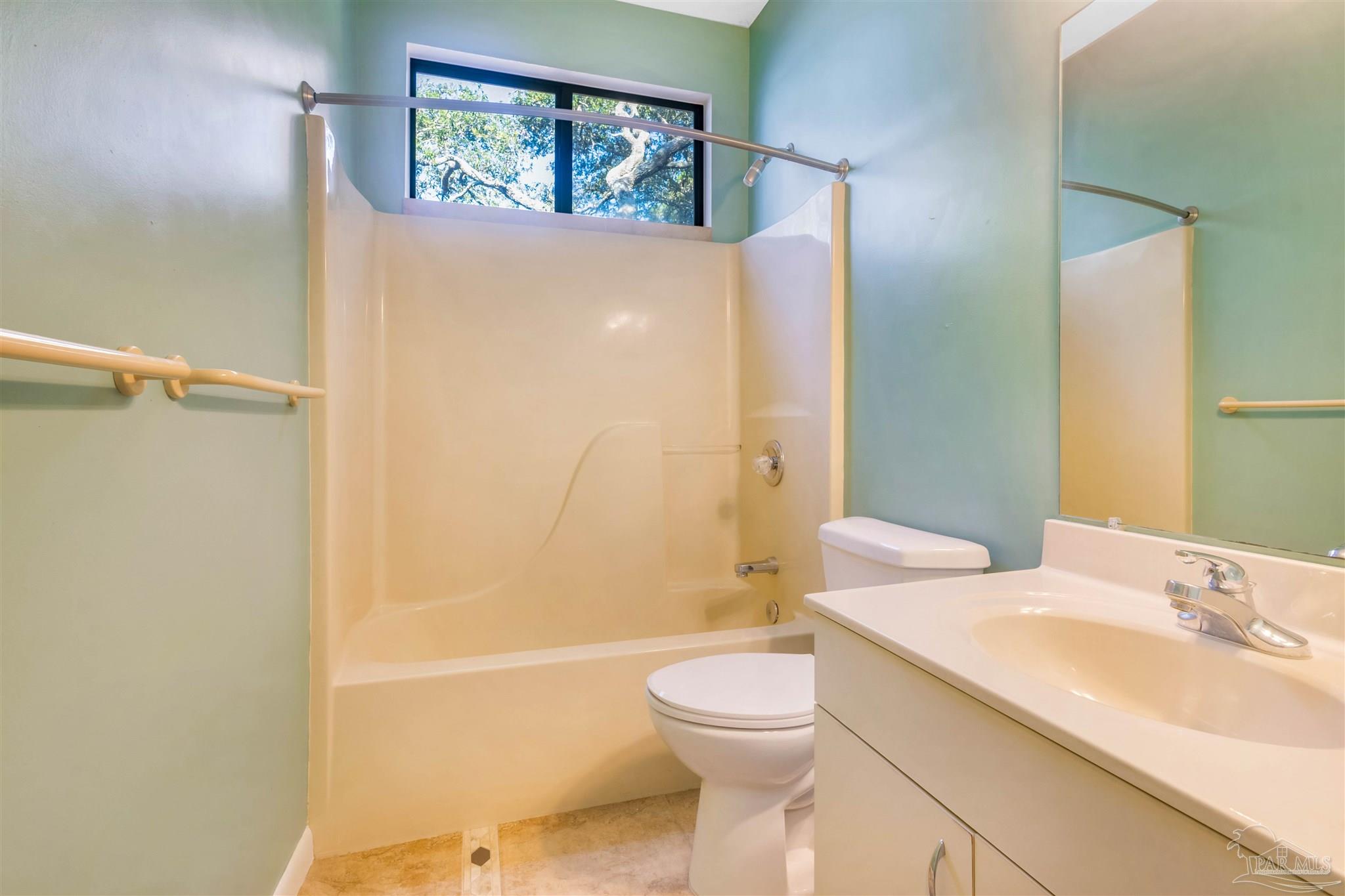 main property photo 59