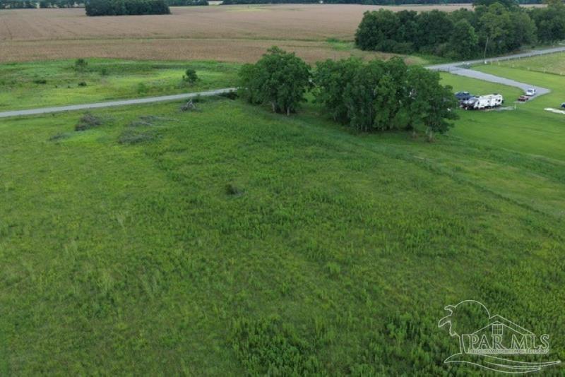 main property photo 18