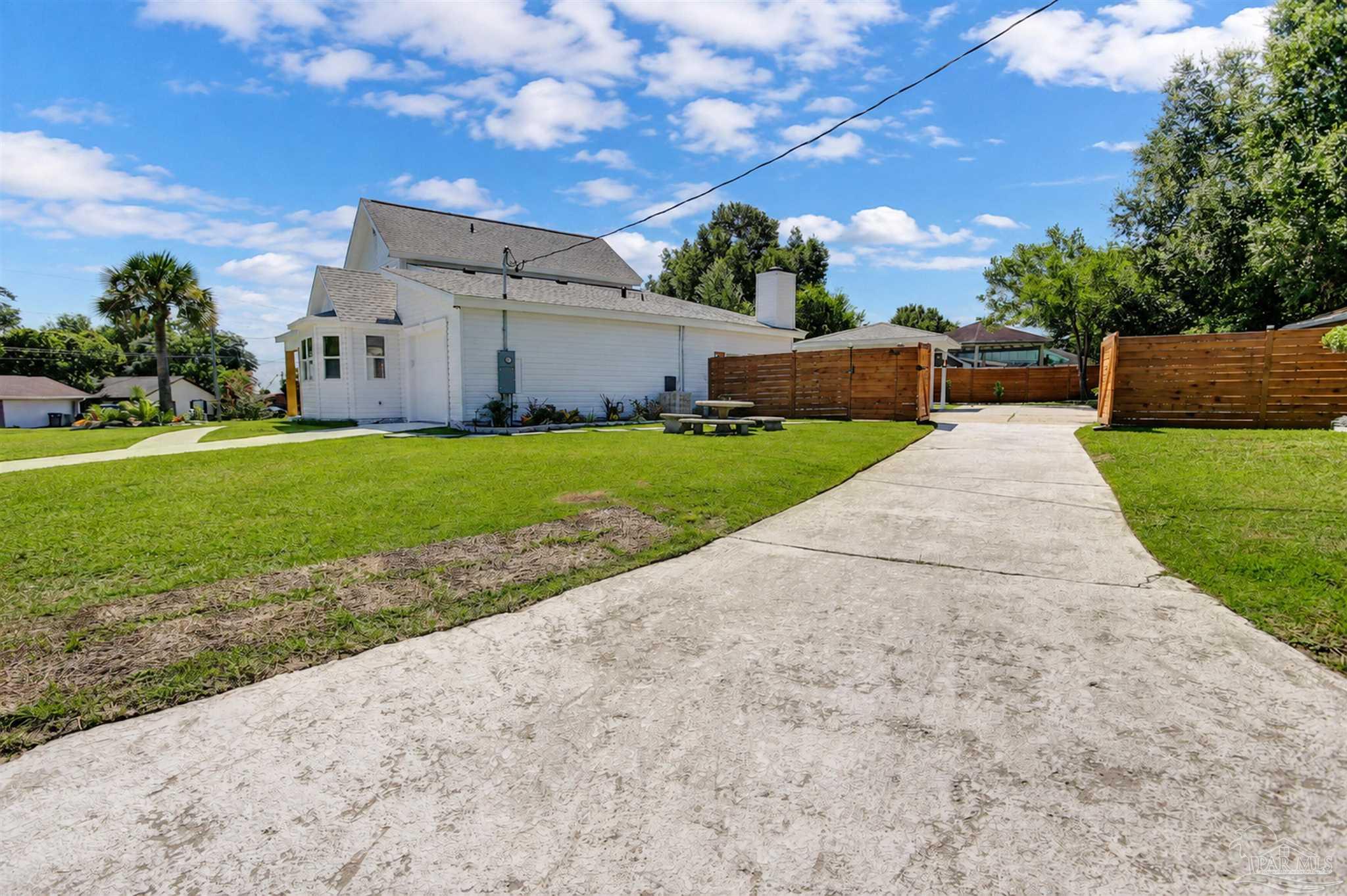 main property photo 67