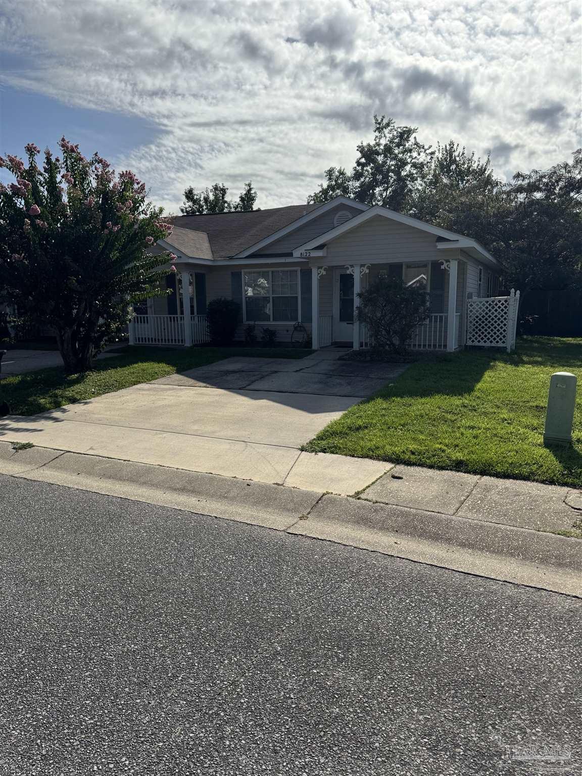 main property photo 0