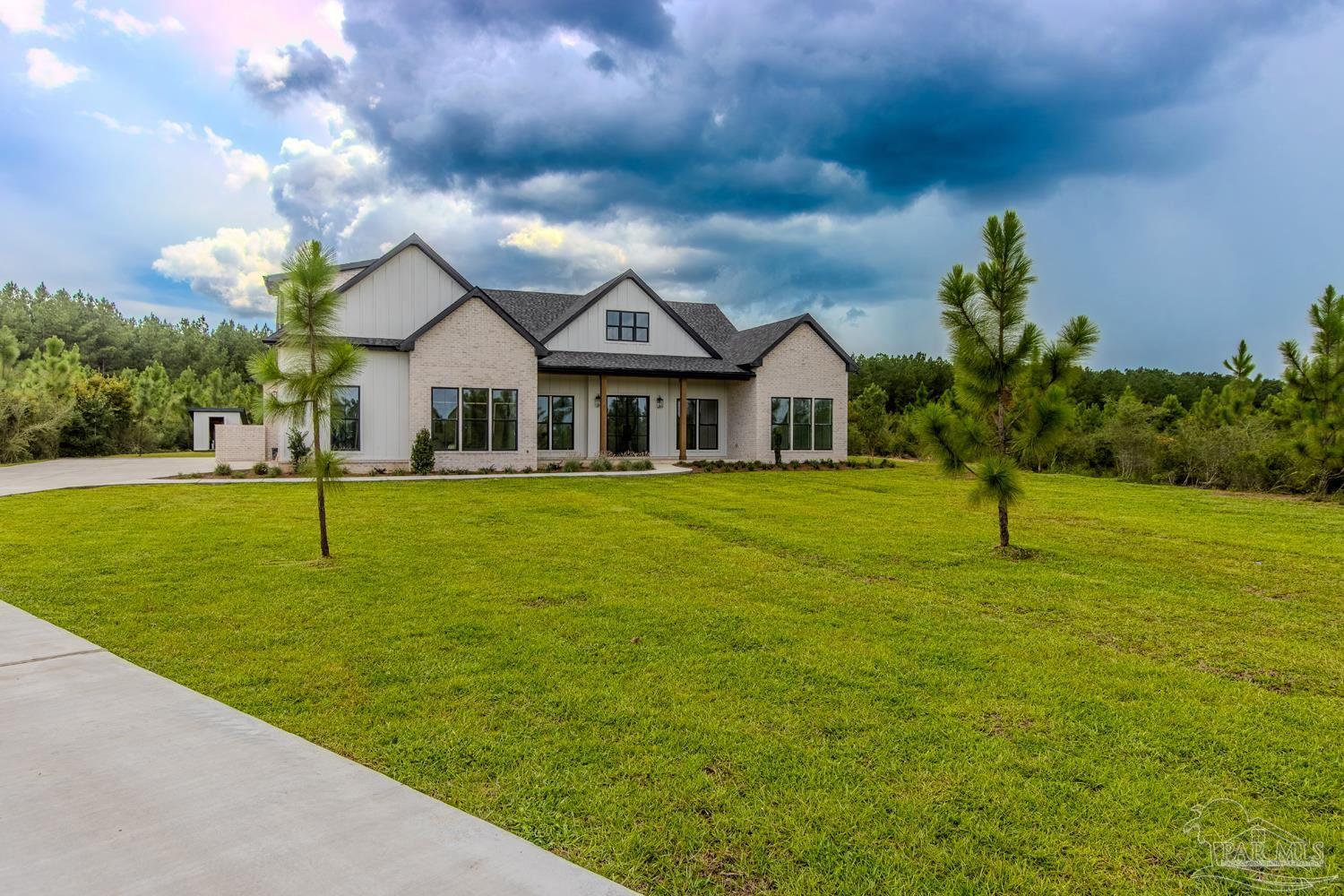 main property photo 0