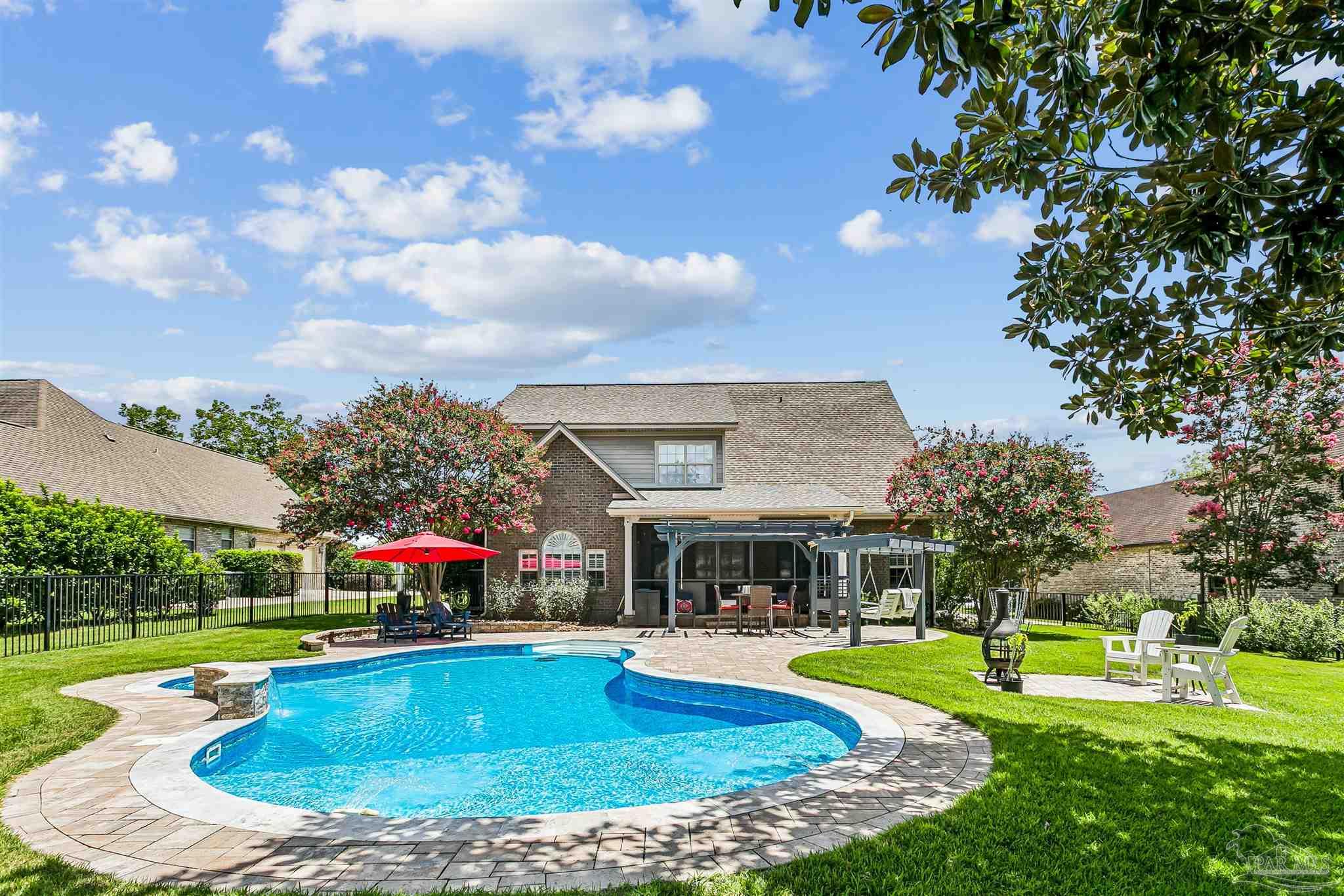 main property photo 0