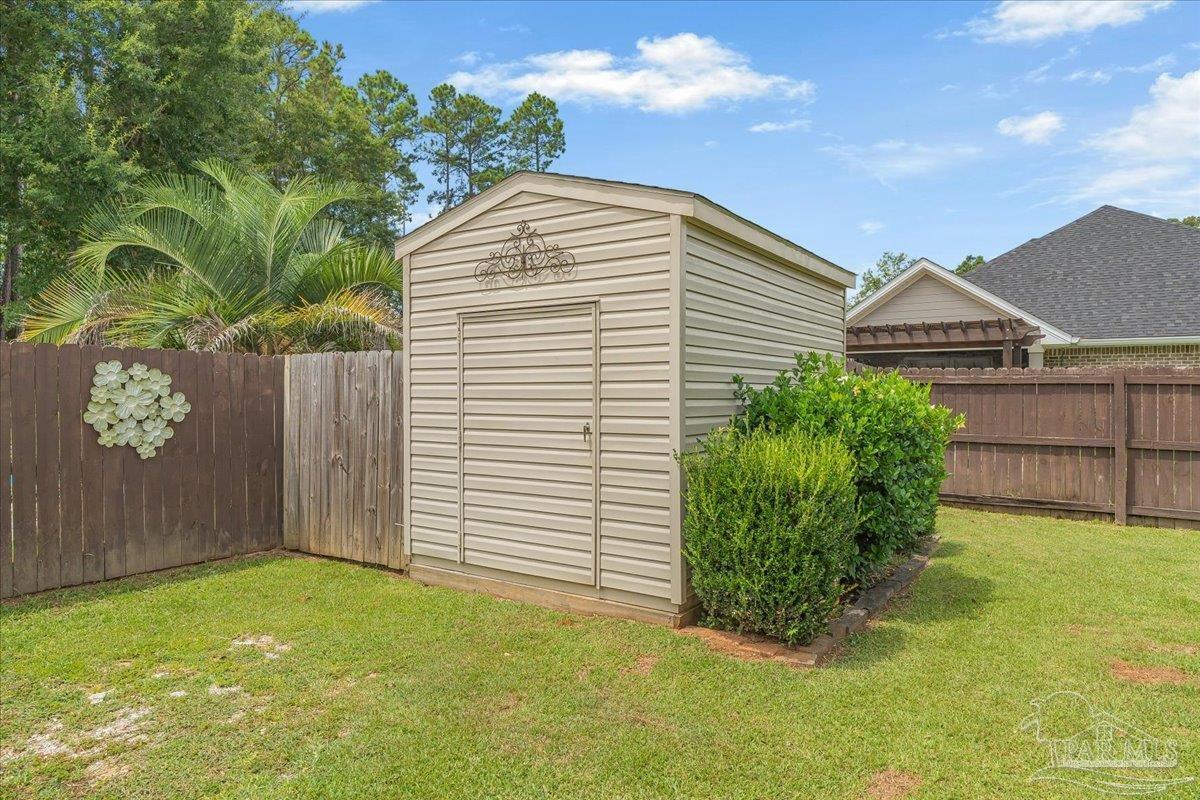 main property photo 49