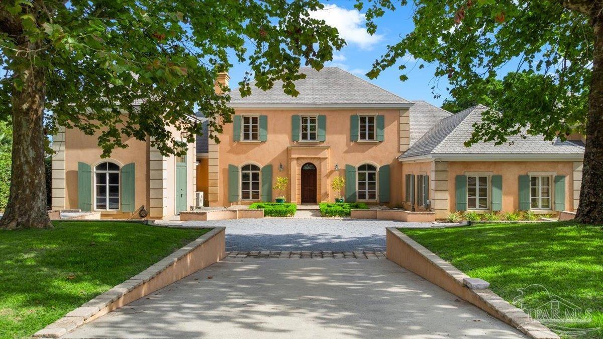 main property photo 0