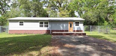 image of property with 3 Bed | 2 Bath | 1,272 Sqft