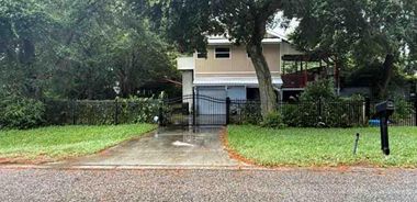image of property with 4 Bed | 3 Bath | 2,388 Sqft