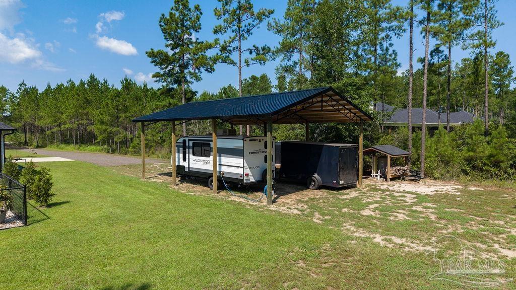 main property photo 30
