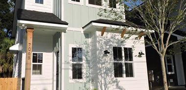 image of property with 3 Bed | 2 Bath | 1,704 Sqft