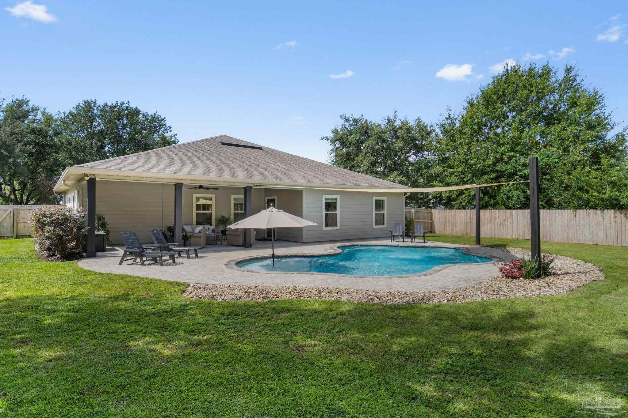 main property photo 0