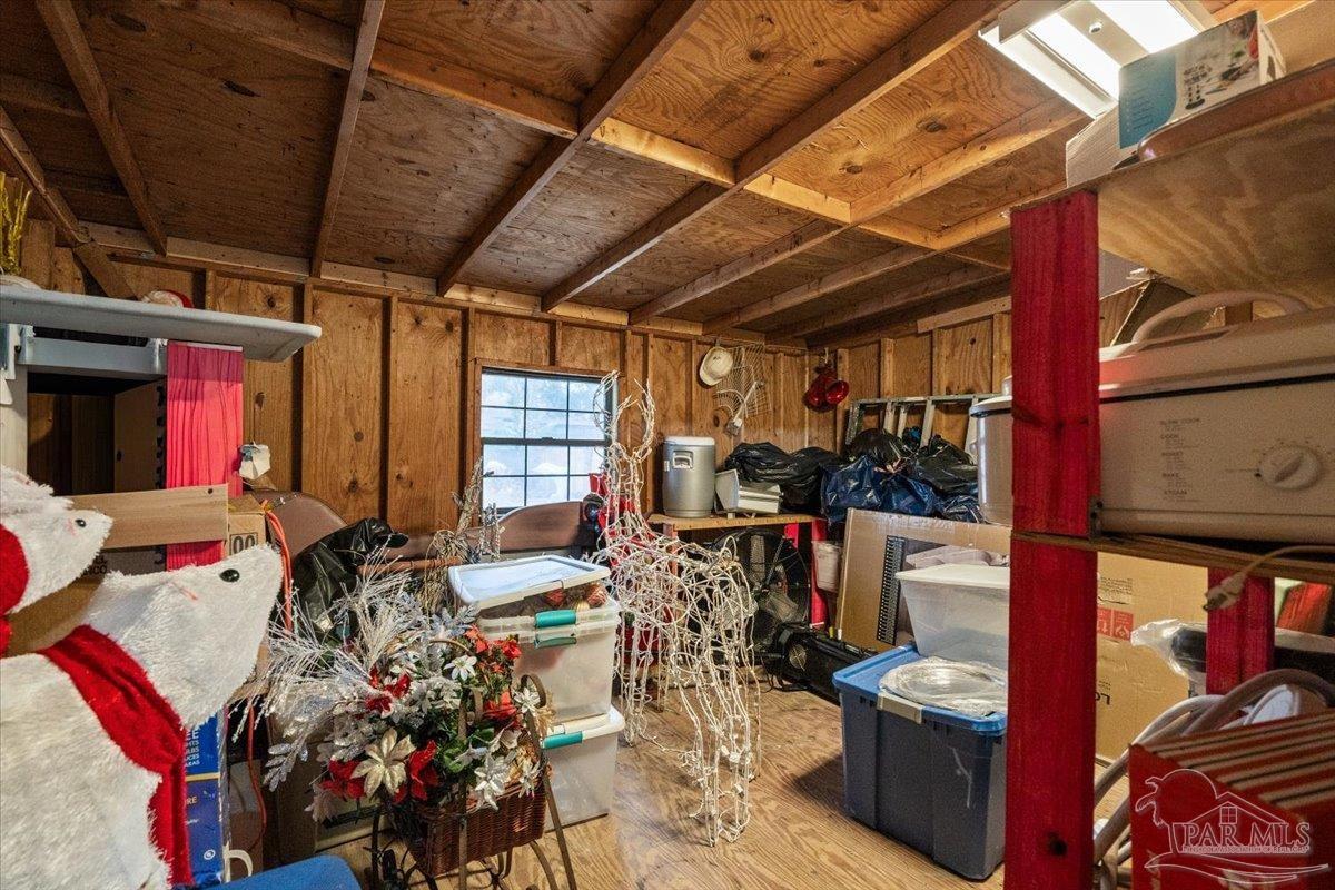main property photo 34