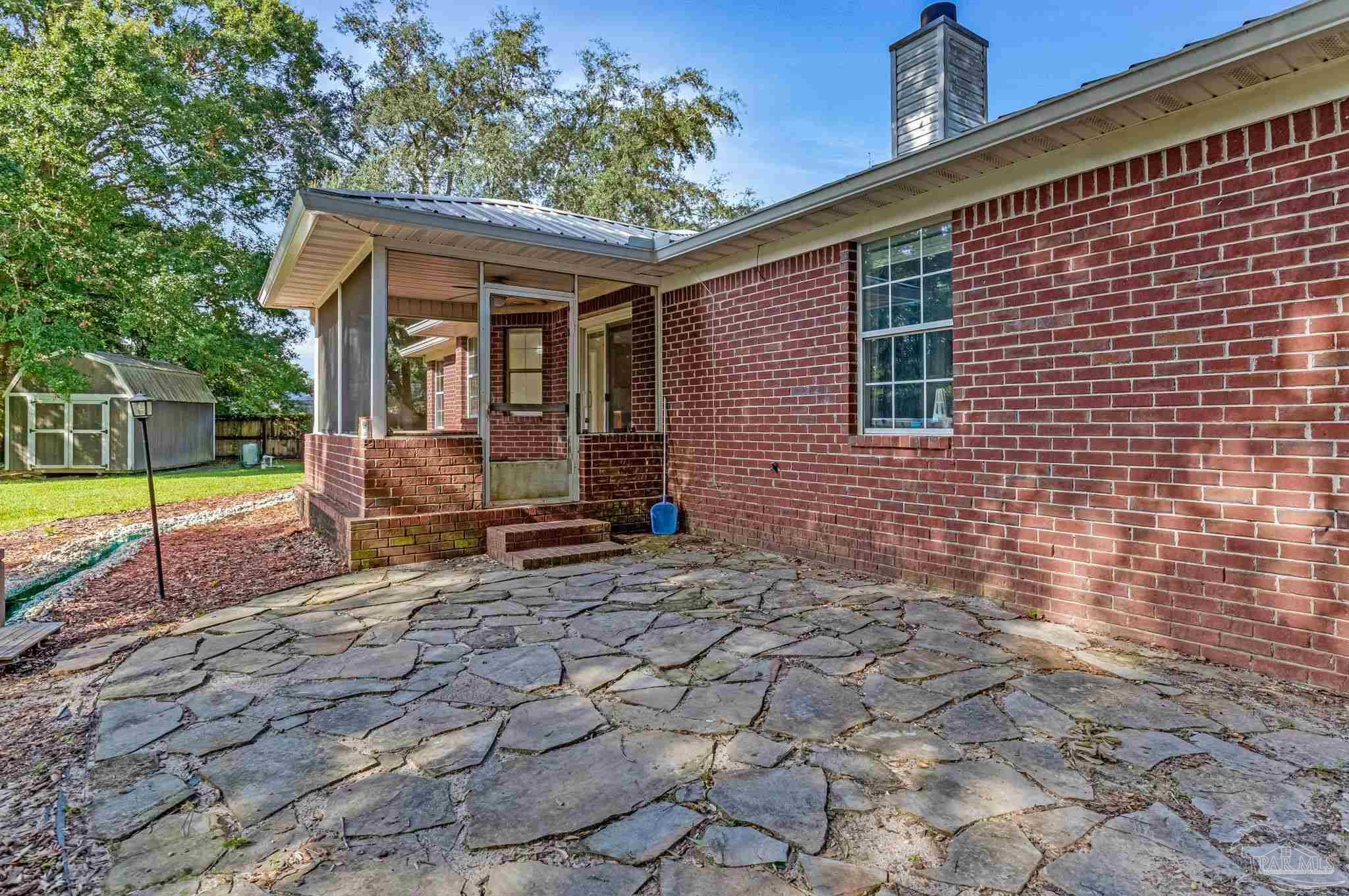 main property photo 40
