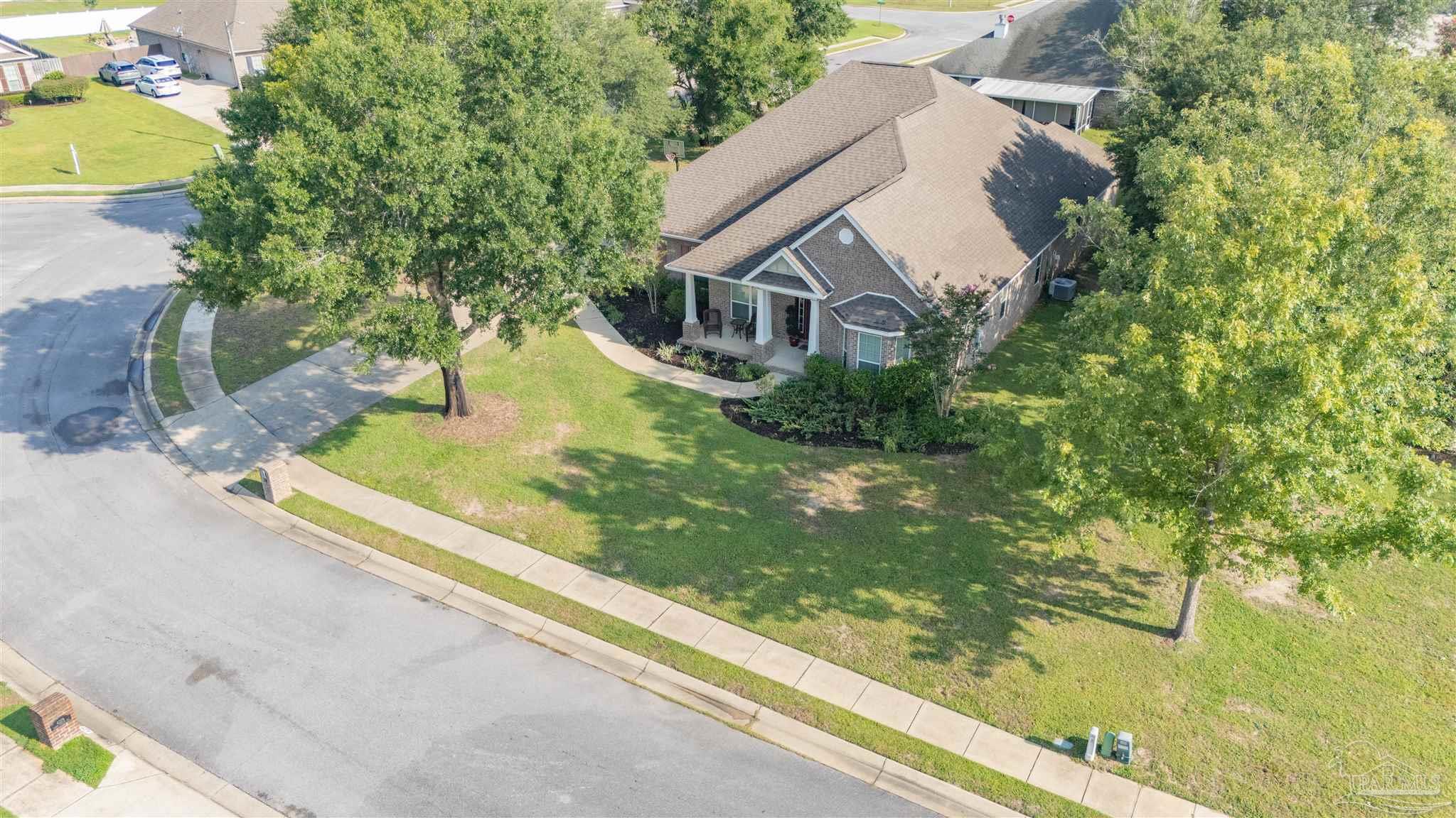 main property photo 41