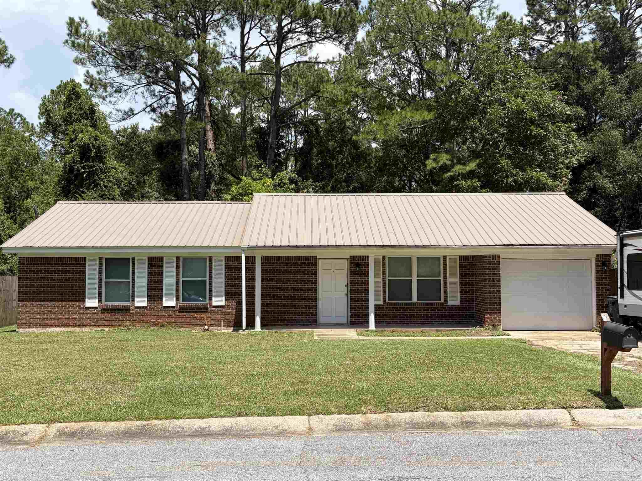 main property photo 0