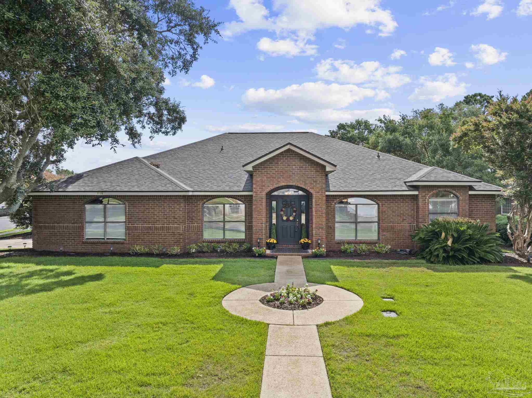 main property photo 0