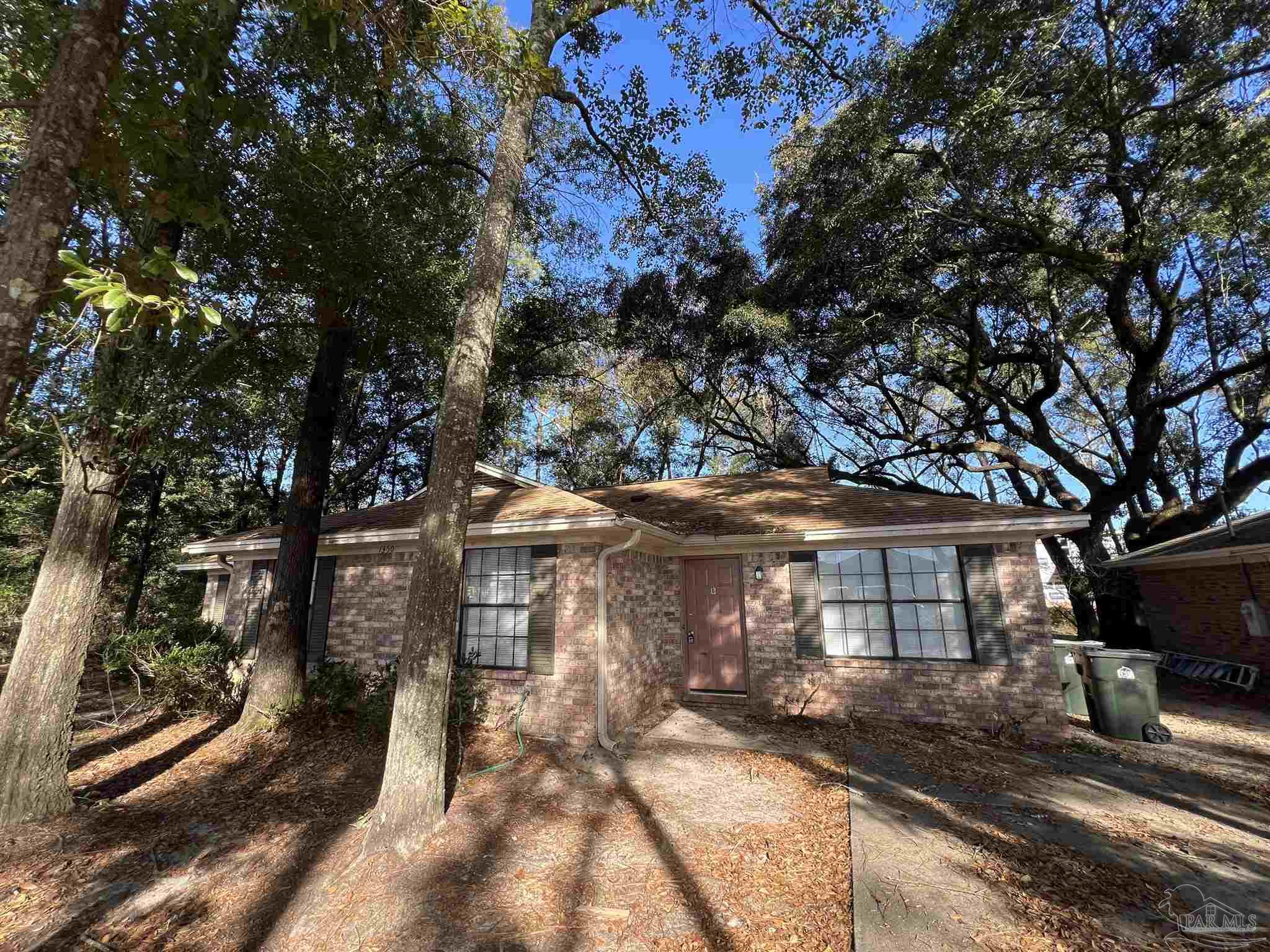 main property photo 0