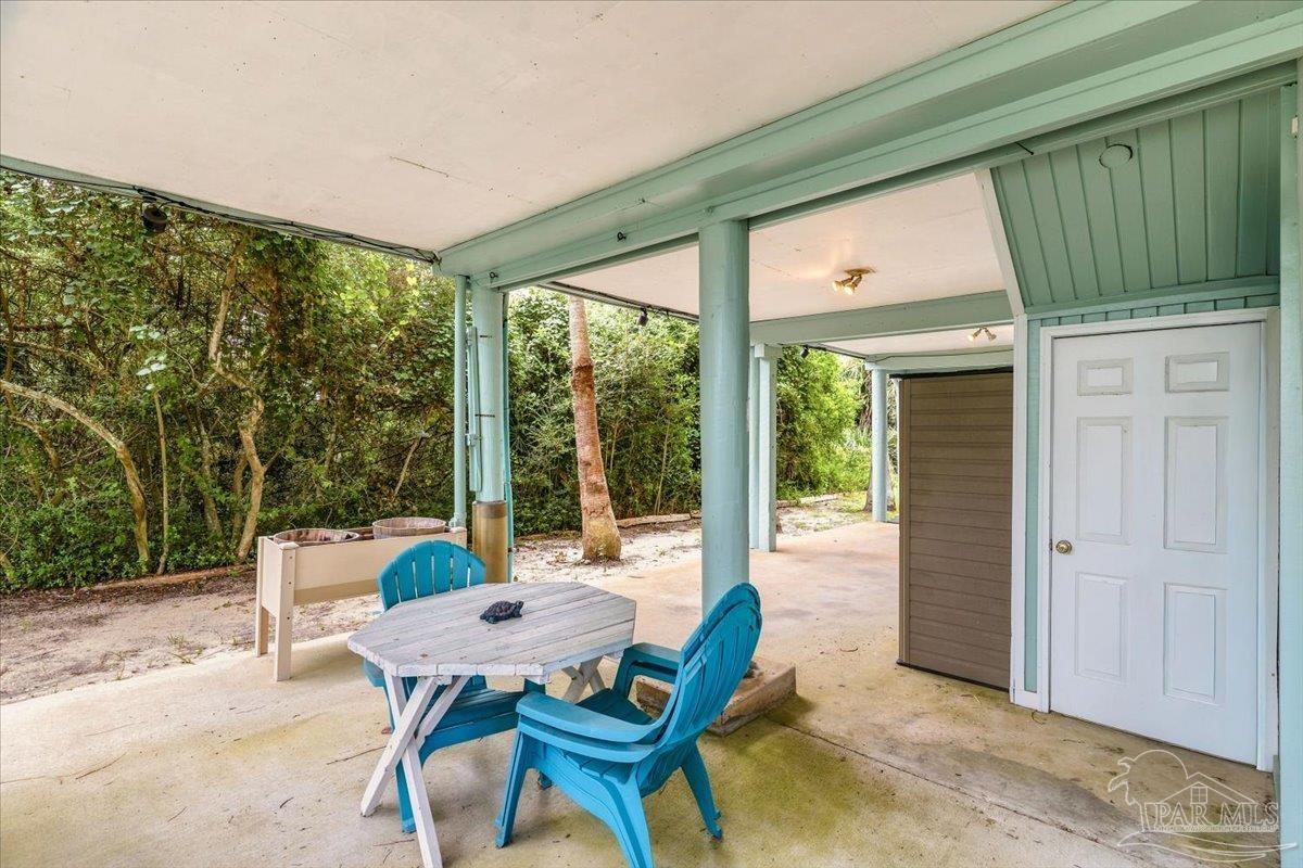 main property photo 40