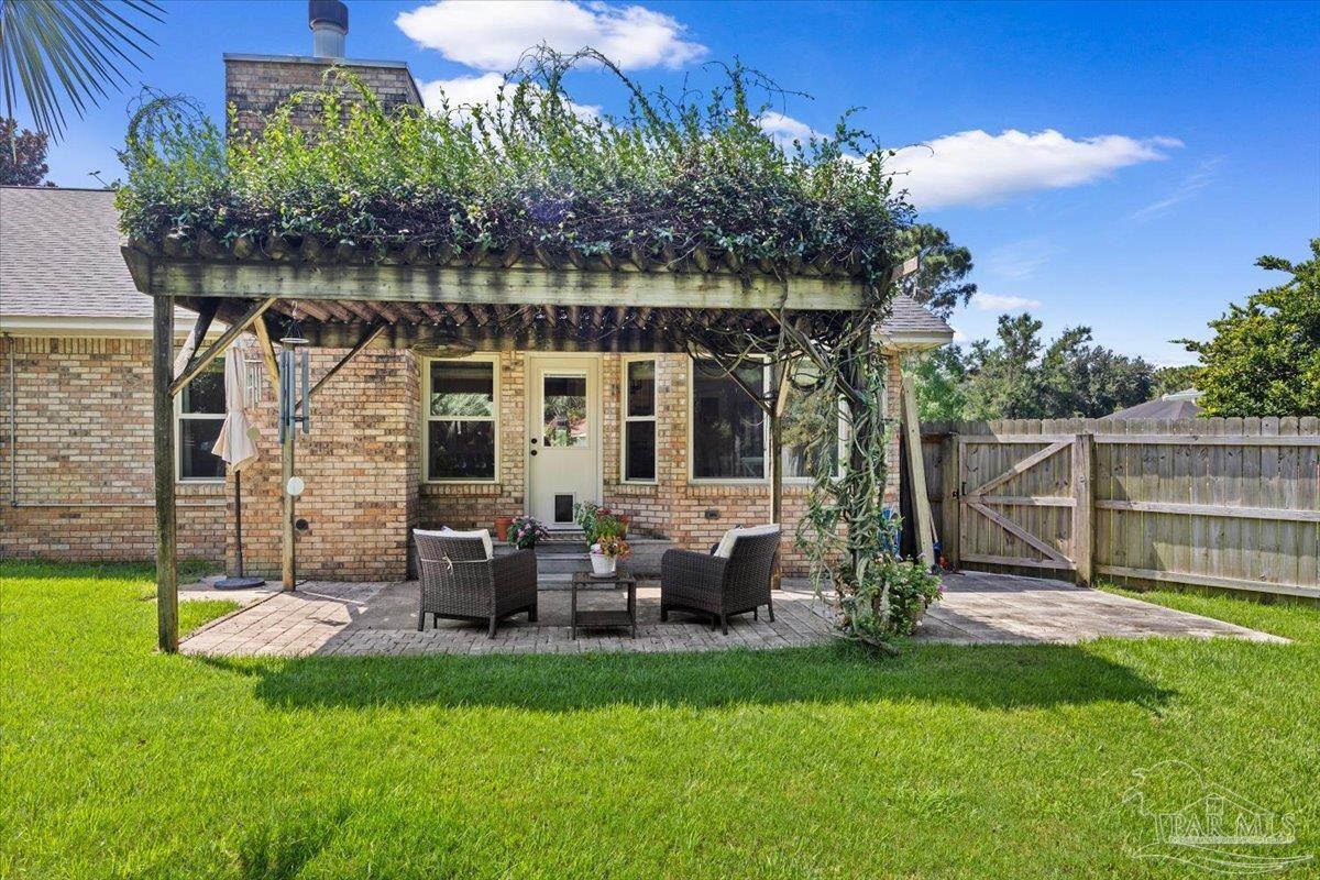 main property photo 11