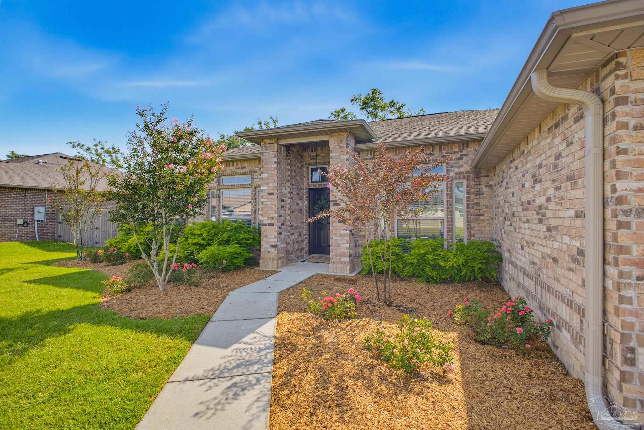 main property photo 0