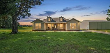 image of property with 3 Bed | 2 Bath | 1,397 Sqft