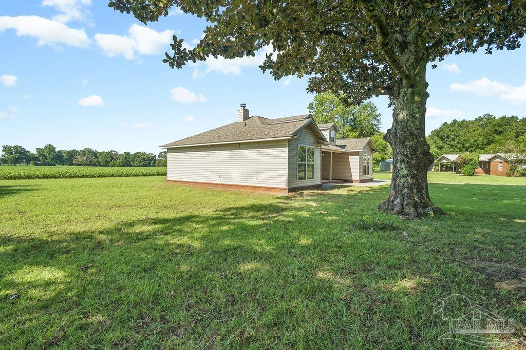 main property photo 30