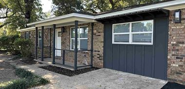 image of property with 4 Bed | 3 Bath | 2,102 Sqft