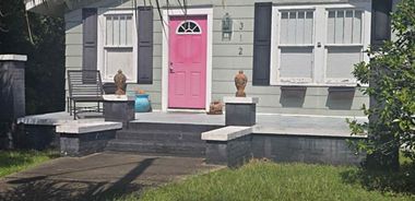image of property with 4 Bed | 1 Bath | 1,305 Sqft
