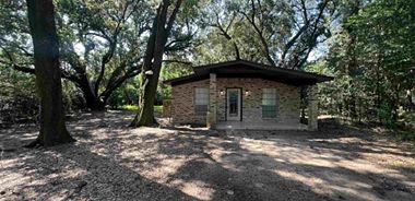 image of property with 2 Bed | 1 Bath | 884 Sqft