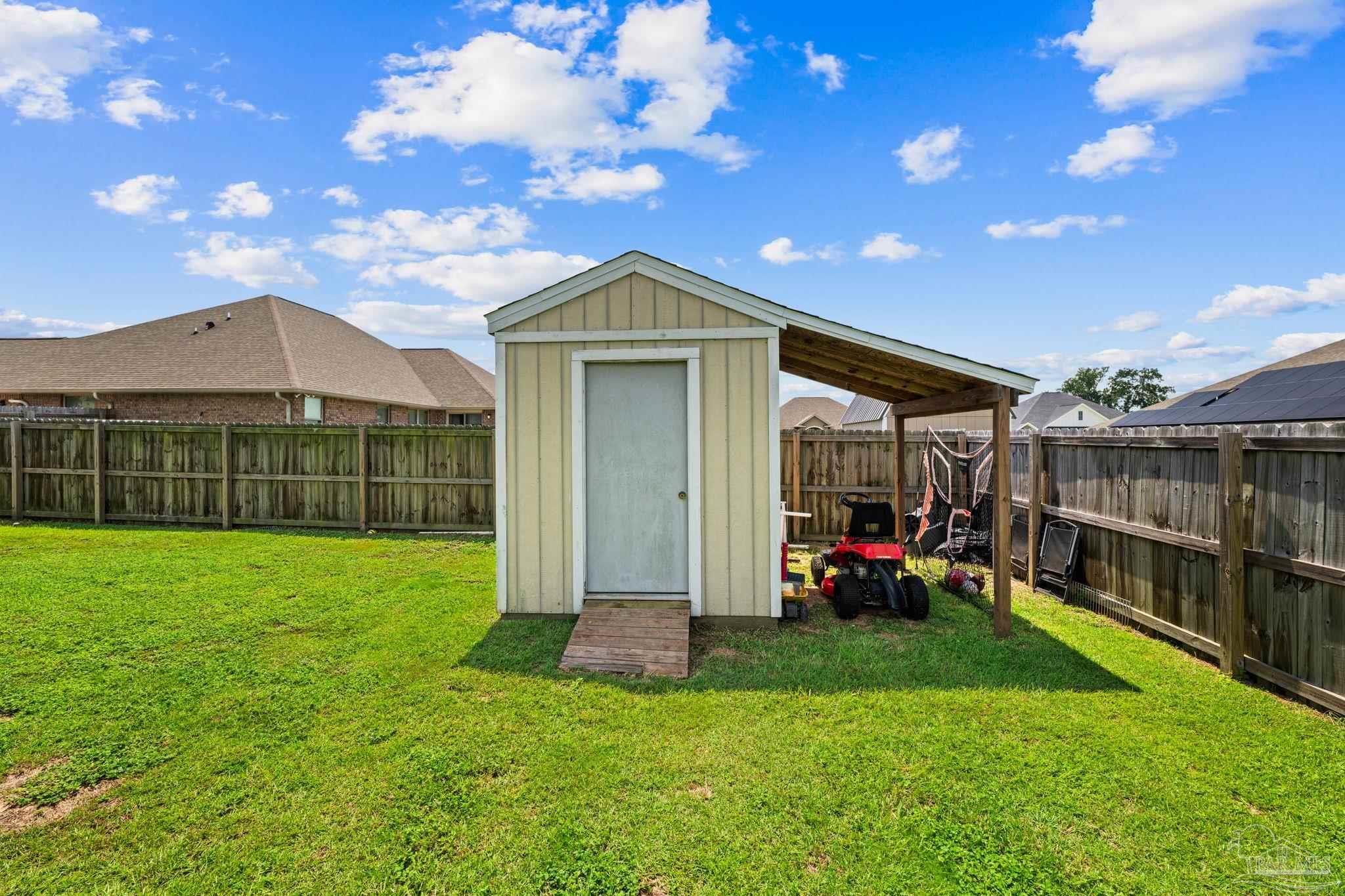 main property photo 45