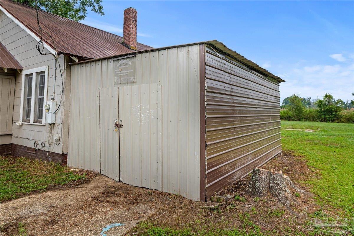 main property photo 33