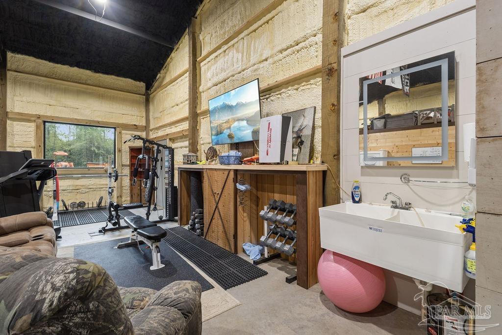 main property photo 60