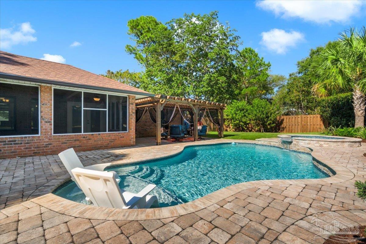 main property photo 45