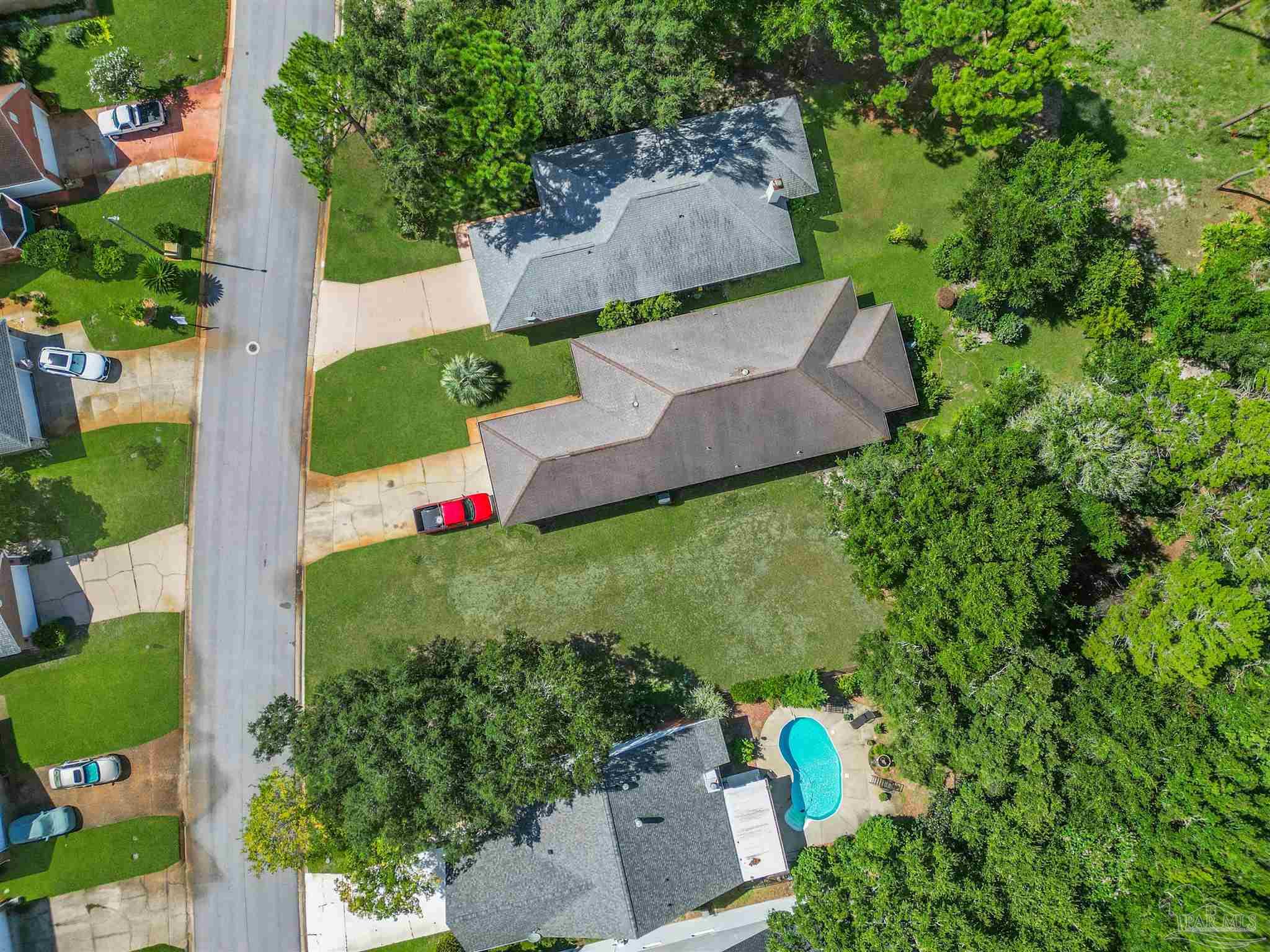 main property photo 23