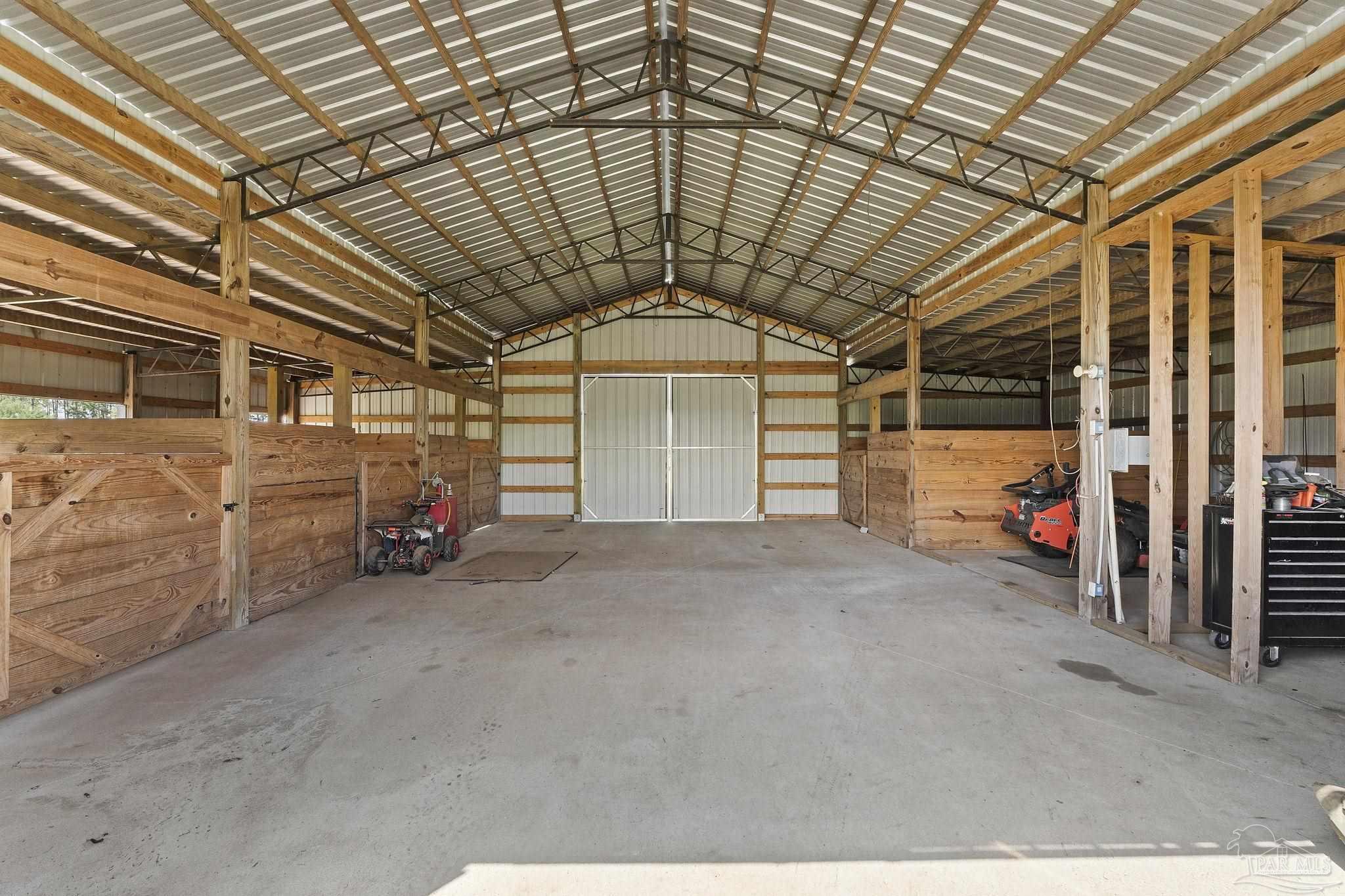 main property photo 39